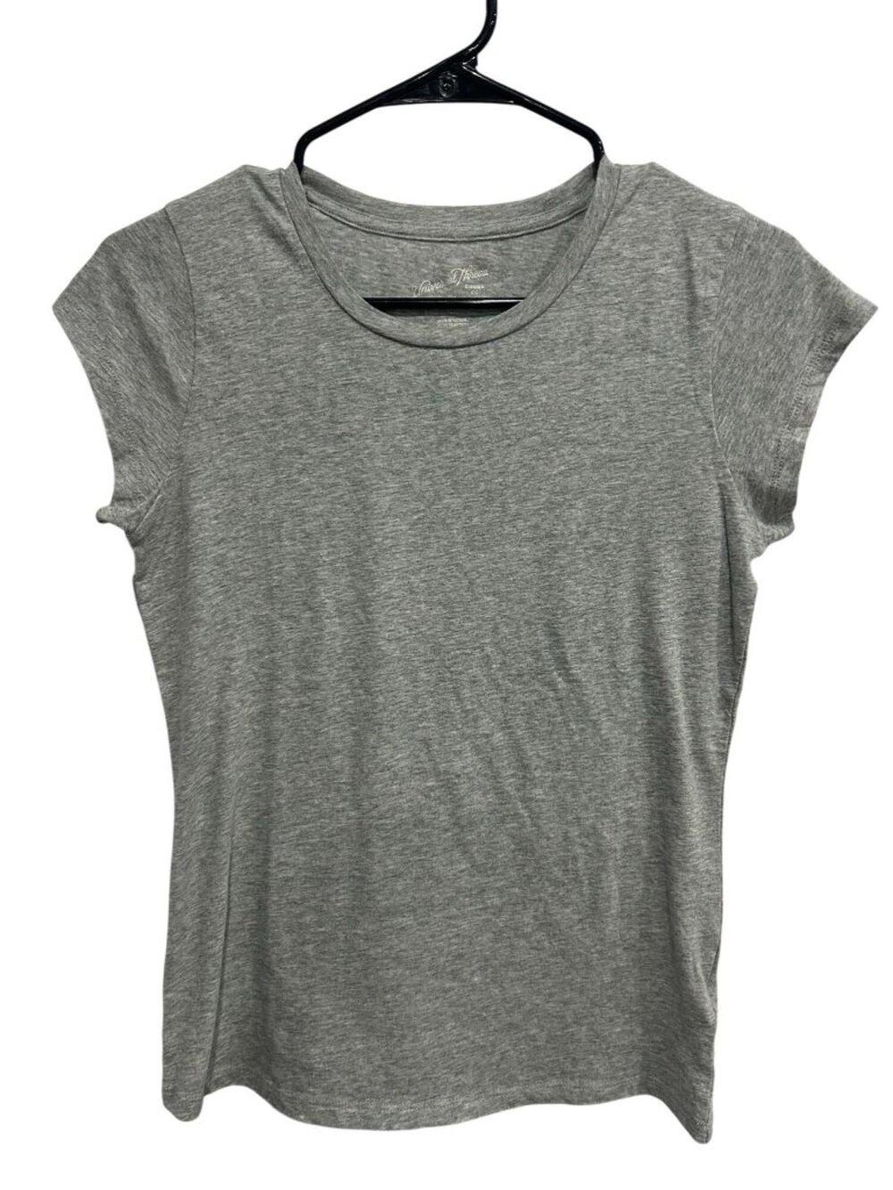 Universal Thread Small Gray Short Sleeve T-Shirt 100% Cotton Heritage Style NWT